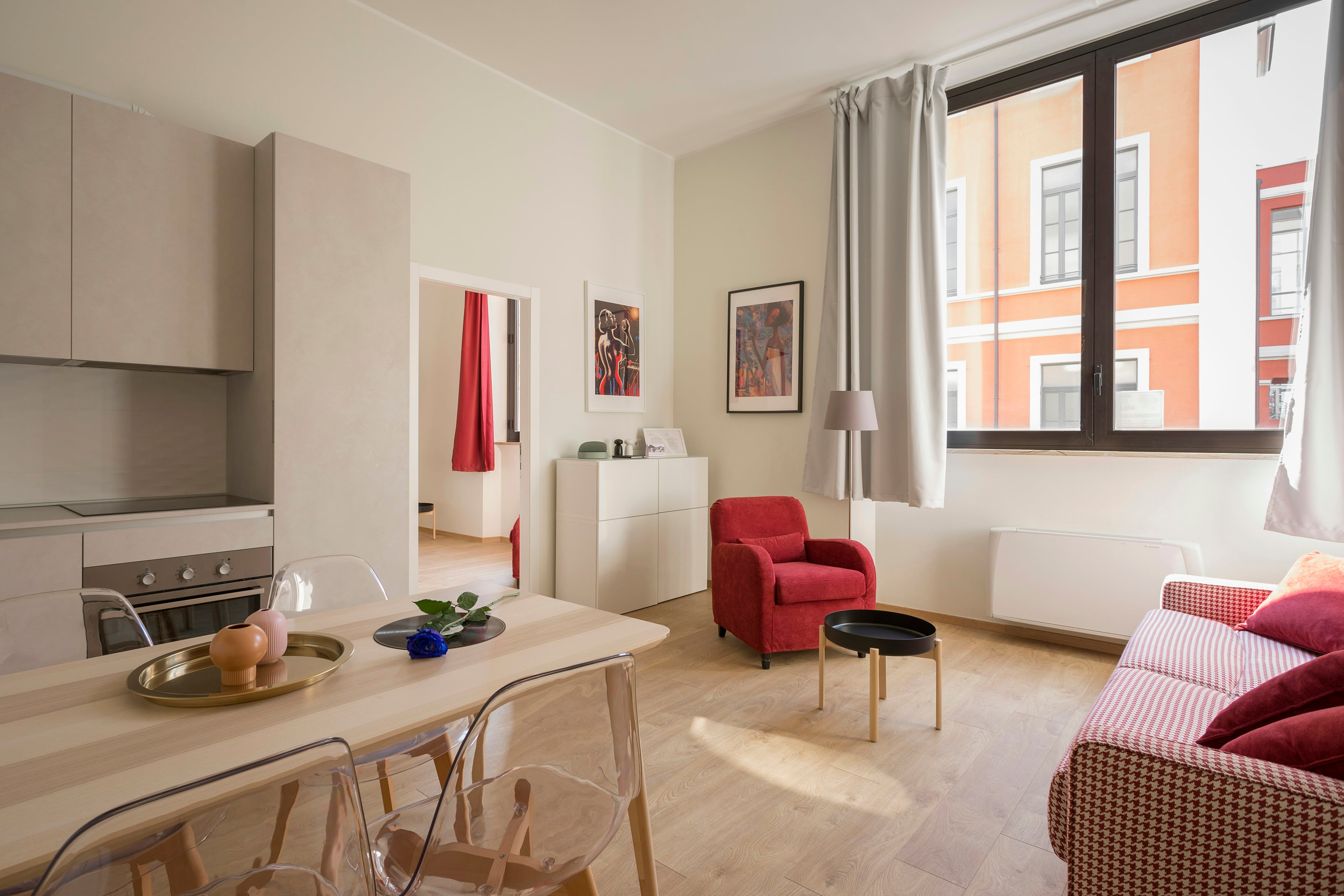 Appartement meublé lumineux, Racine